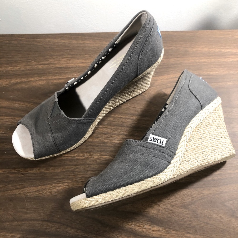 toms classic espadrilles wedge, gray size 9 1/2